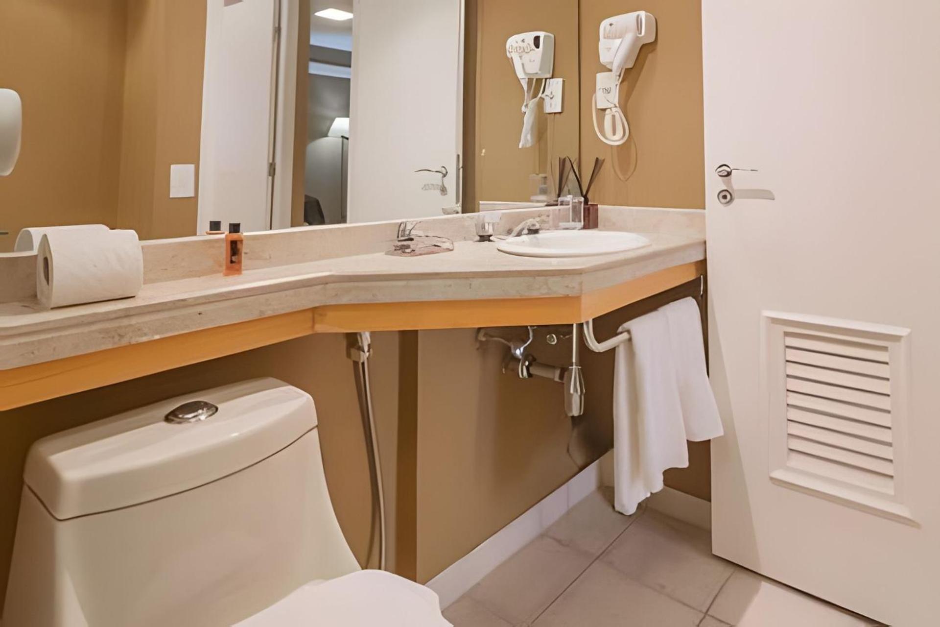 Hotel Flat Particular Dentro Do Transamerica Bela Cintra + Sofa Cama!